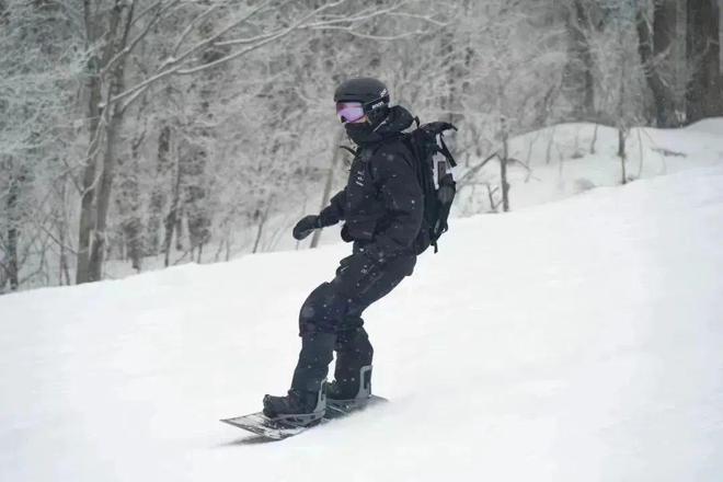 水也能过把滑雪瘾球友会网站在丽(图7)